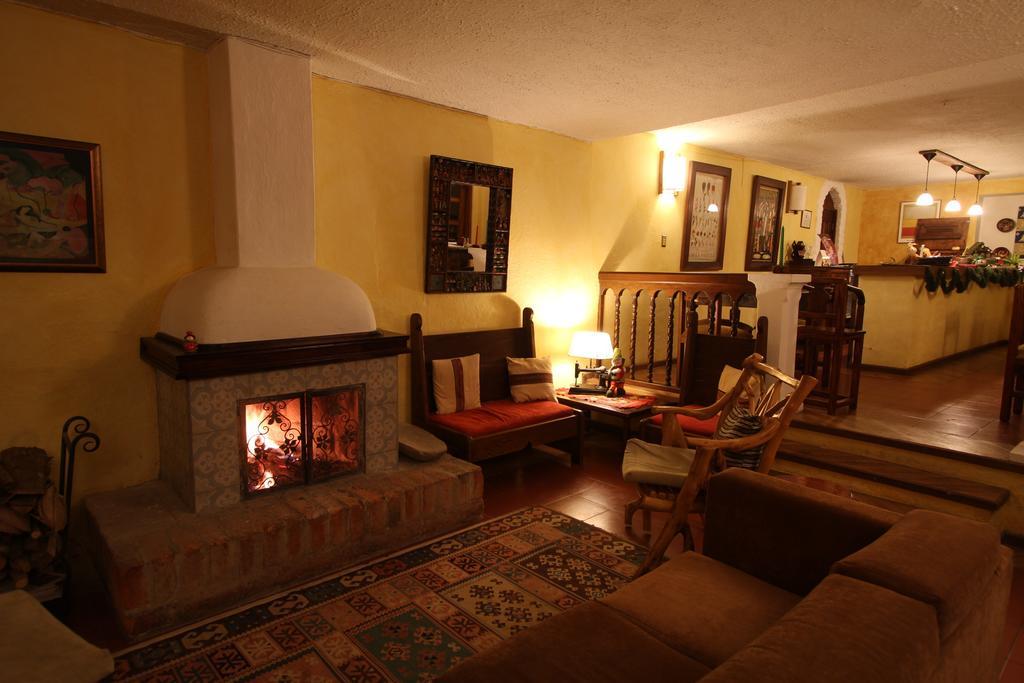 Las Palmeras Inn Otavalo Exterior foto