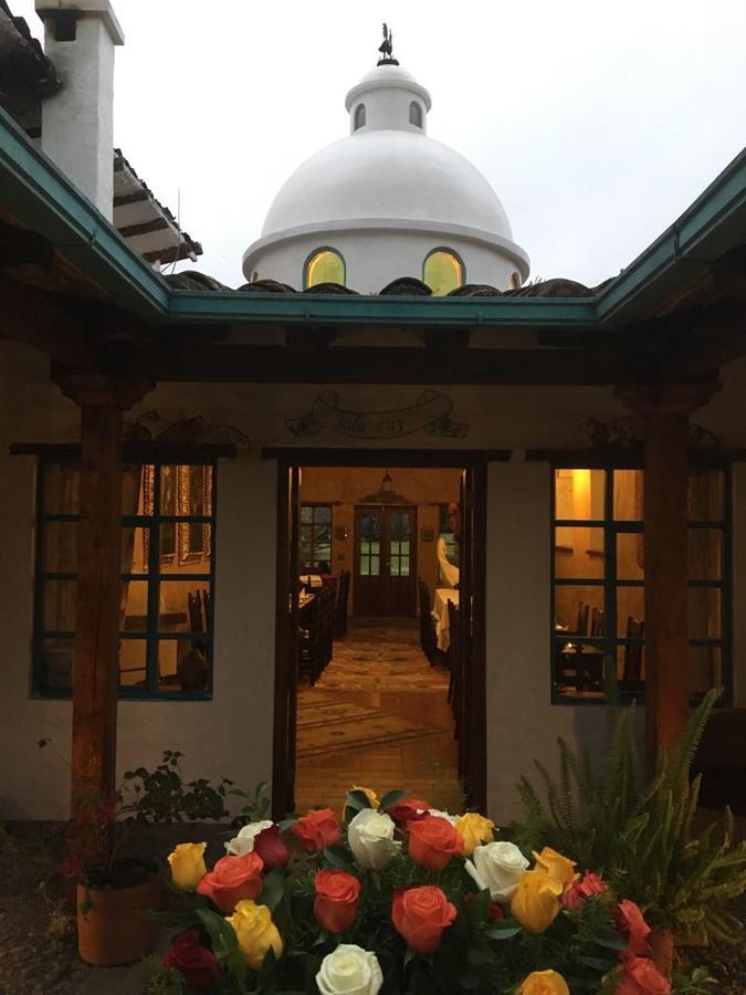 Las Palmeras Inn Otavalo Exterior foto